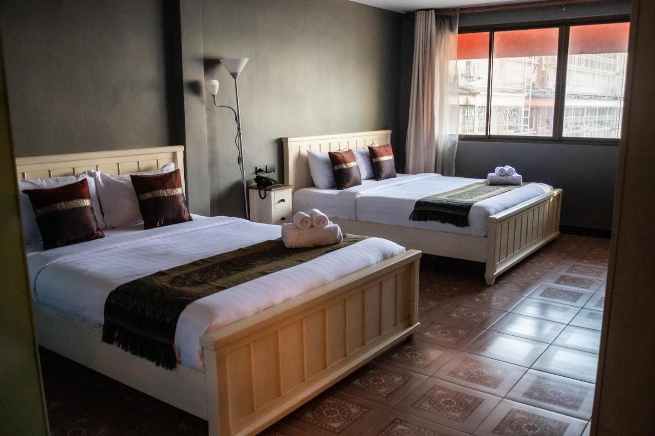 Anandpura Riverside Hotel Бангкок Екстер'єр фото