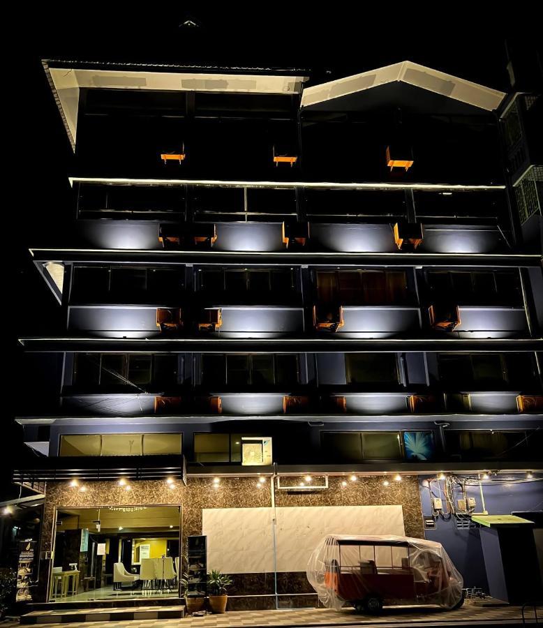 Anandpura Riverside Hotel Бангкок Екстер'єр фото