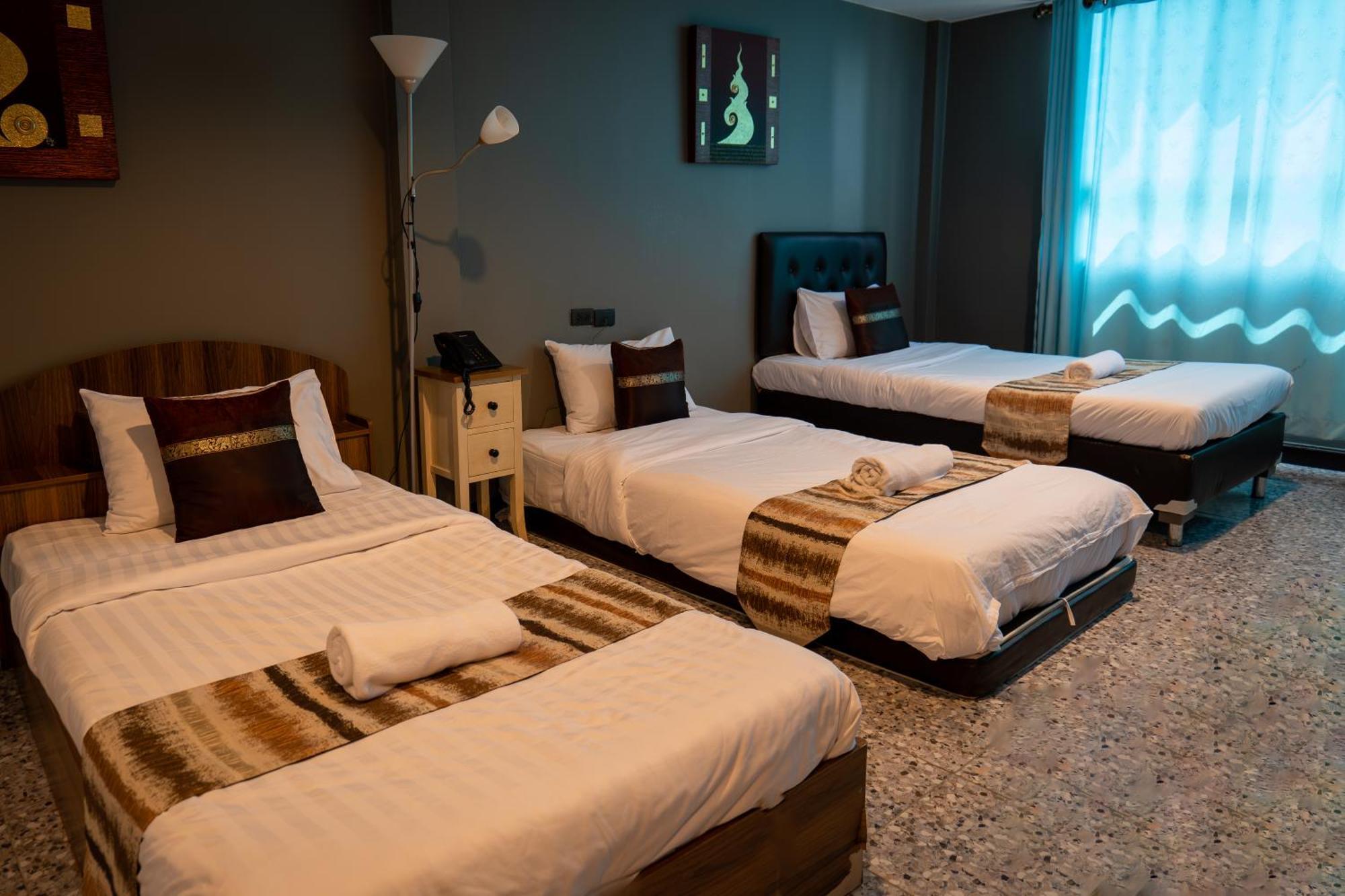 Anandpura Riverside Hotel Бангкок Екстер'єр фото